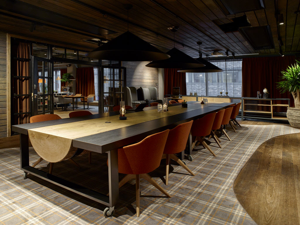 Photo by: Robin Hayes Meeting room